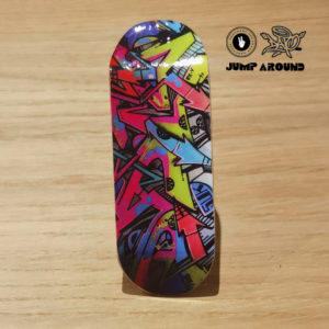 Jump Around fingerboard Don Dato Edition 2023 fingerboard.dk fingarsketaeboard shop fingerskate (15) Jump Around fingerboard Don Dato Edition 2023 fingerboard.dk fingarsketaeboard shop fingerskate (15)