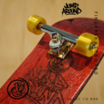 Jump Around PRO Wood Signatur RTR